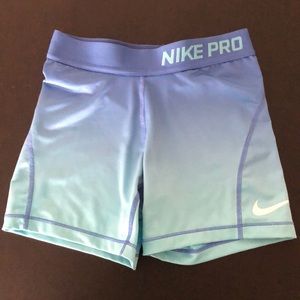 Girls Nike pro shorts